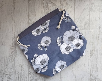 Medium flower print project bag for knitting, crochet, needlework; Slate blue floral drawstring pouch with pockets