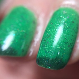 Jaded - smalto termico - smalto indie - smalto termico verde - smalto olografico - smalto scaglioso - smalto bianco