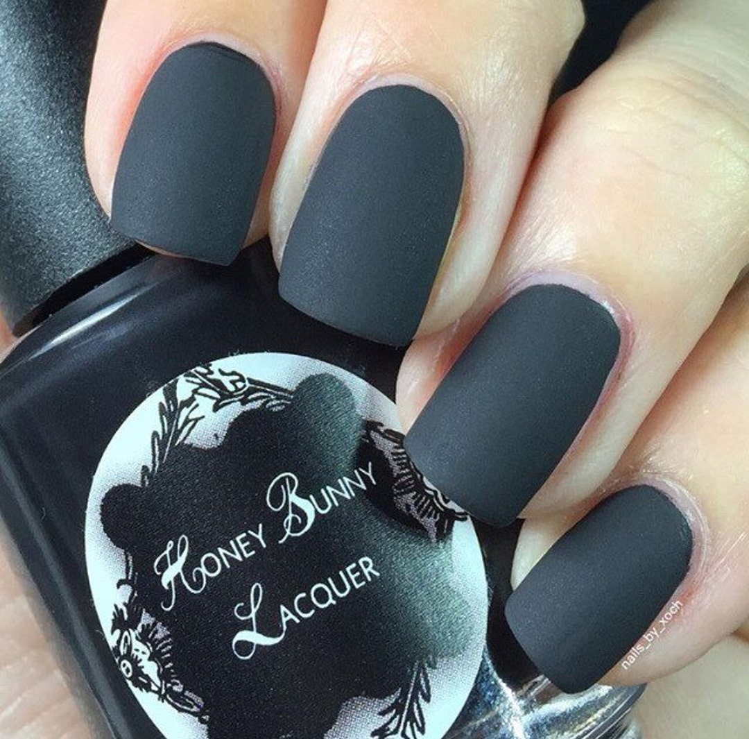 Best Nail Polish Colors for Summer Reviews 2024 | Matte black nails, Black  nails, Matte nails