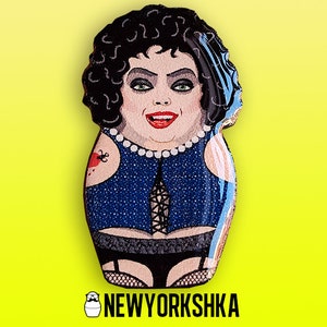 Rocky Horror Picture Show Frank N Furter Doll - handgemaakte pin-badge / koelkastmagneet / naaldminder