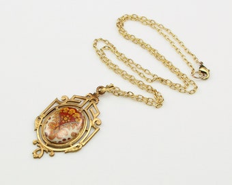 1960s Vintage Glass Cabochon in 1920s Gold French Art Deco Setting on Vintage Gold Chain