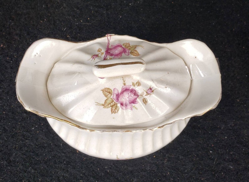 Mauve rose ceramic two handle lidded sugar bowl, cream bowl, image 2