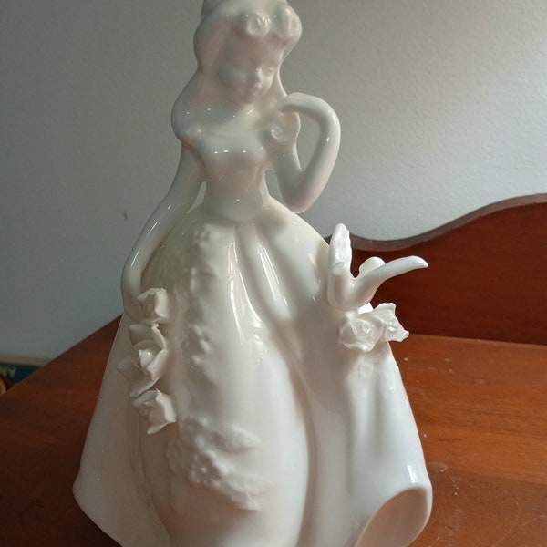 Fine Bone China, small figurine girl with a dove