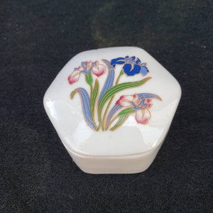 Asian Lily Trinket Porcelain Box, lidded porcelain box