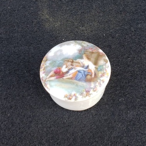 Porcelain Courting Pill Box