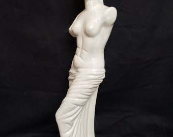 Ceramic Pearlescent Andradite Goddess