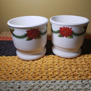 A Pair of Cardona Hollies Christmas coffee cup mug