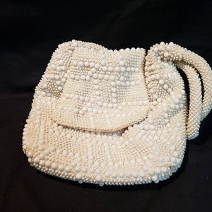 John Wind bead Purse Handbag off white, made in Hong Kong