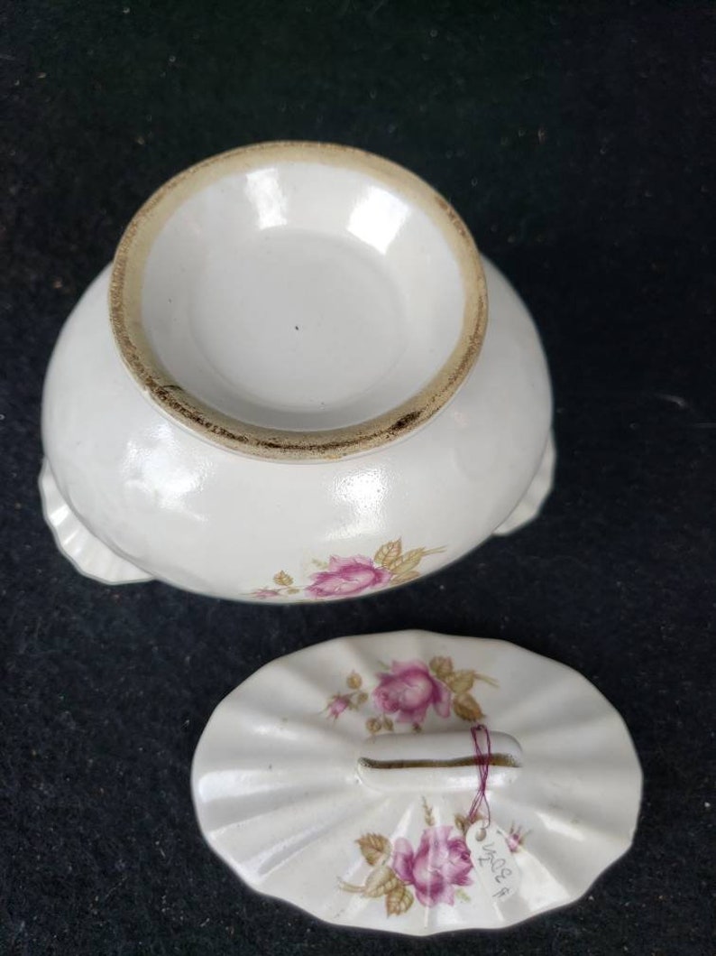 Mauve rose ceramic two handle lidded sugar bowl, cream bowl, image 3