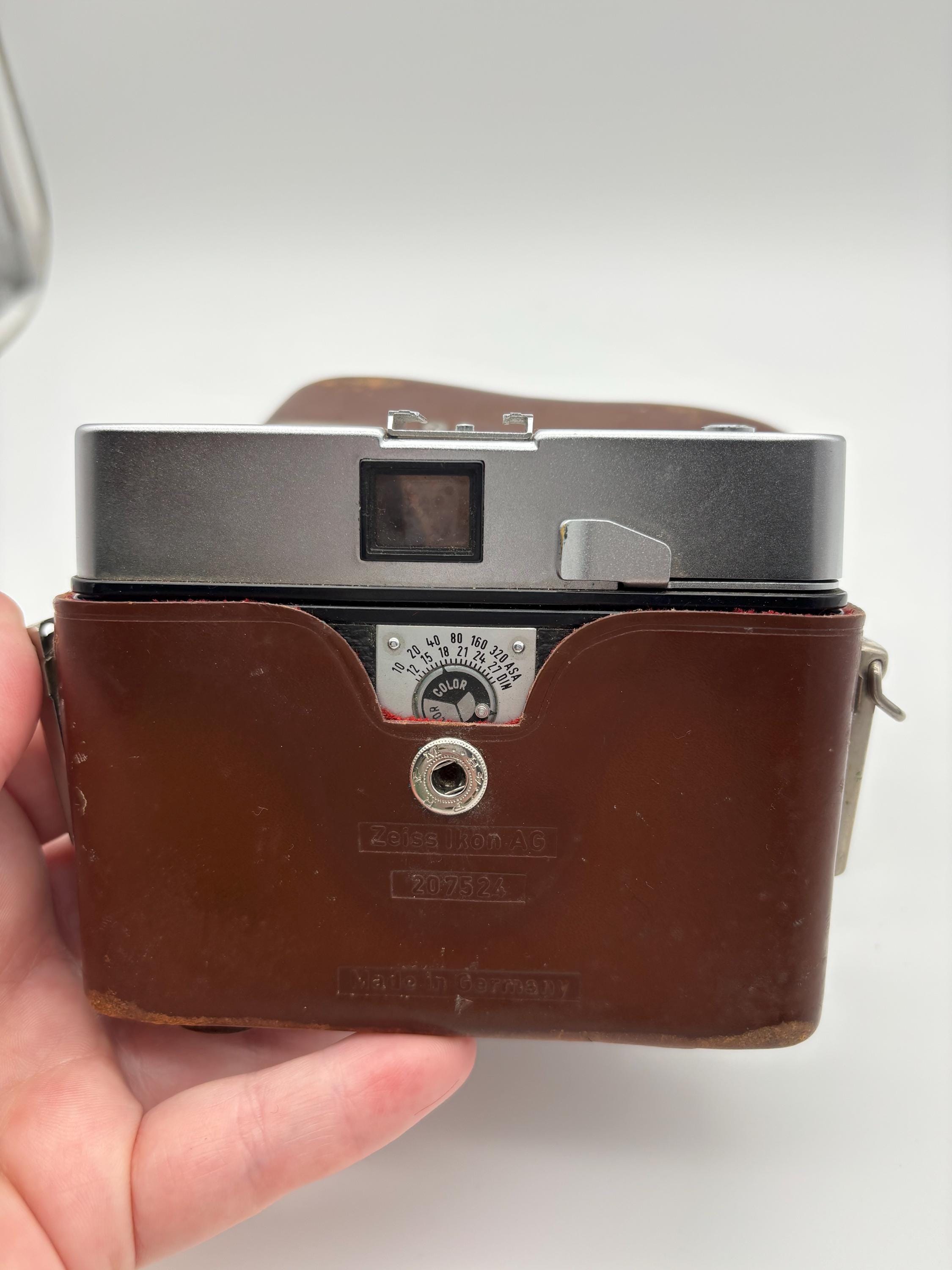 Vintage Zeiss Ikon Contessa LK Camera, West Germany 1962–1965