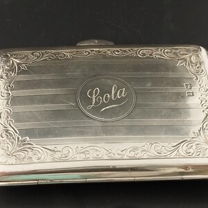 Antica scatola in argento sterling con incisione floreale Art Nouveau con Lola