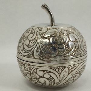メゾンドリーファー　アクセサリーケース　美品 Vintage Jewelry Case Mele Black Hard Snap Case Red Velvet
