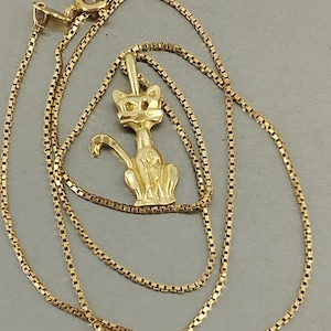 Cat Charm Pendant and Necklace 585 14k Gold 3 Grams