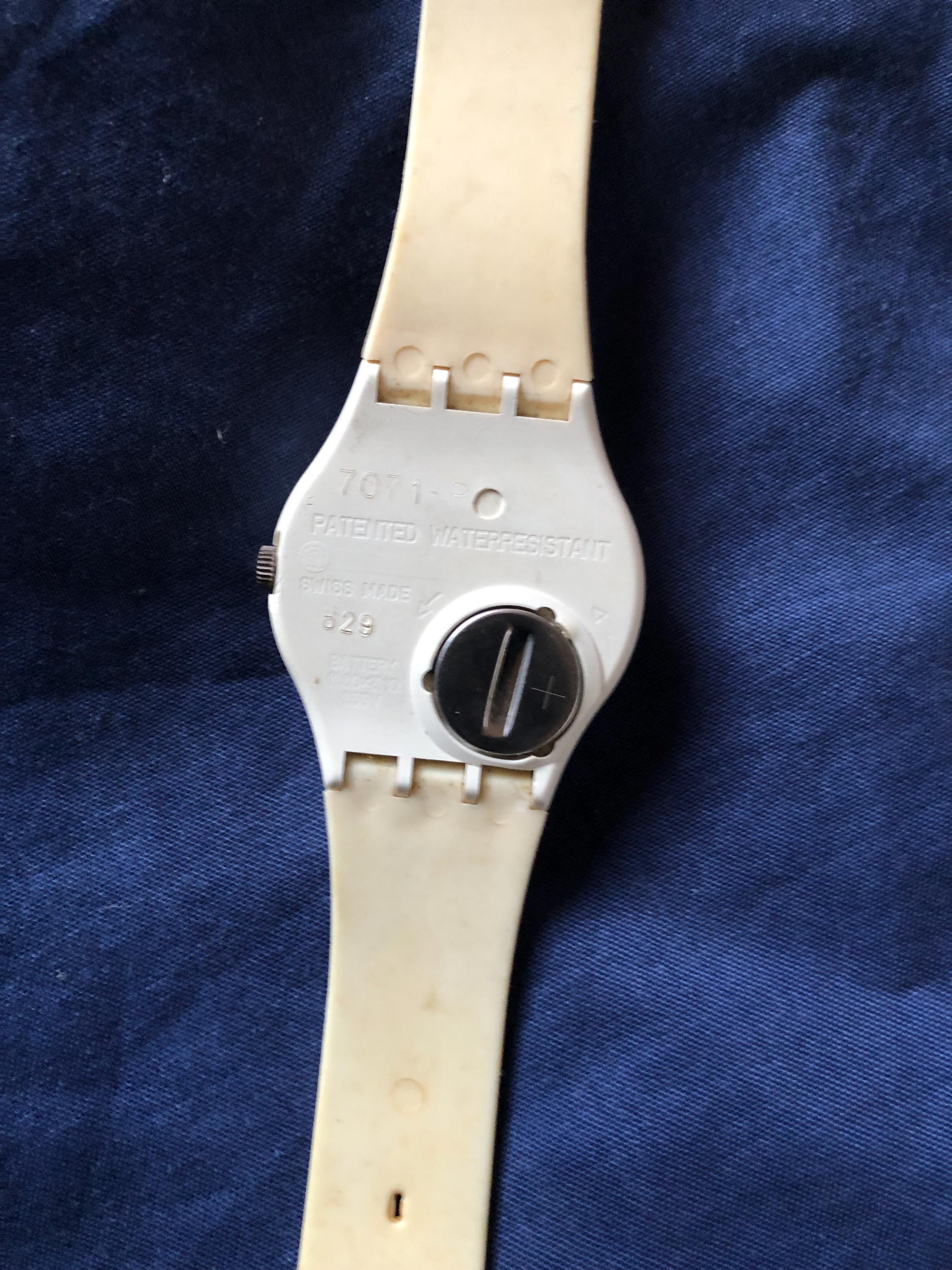 80年代!極美品 swatch WHITEOUT AG1987 GW107| ヤマダウェブコム