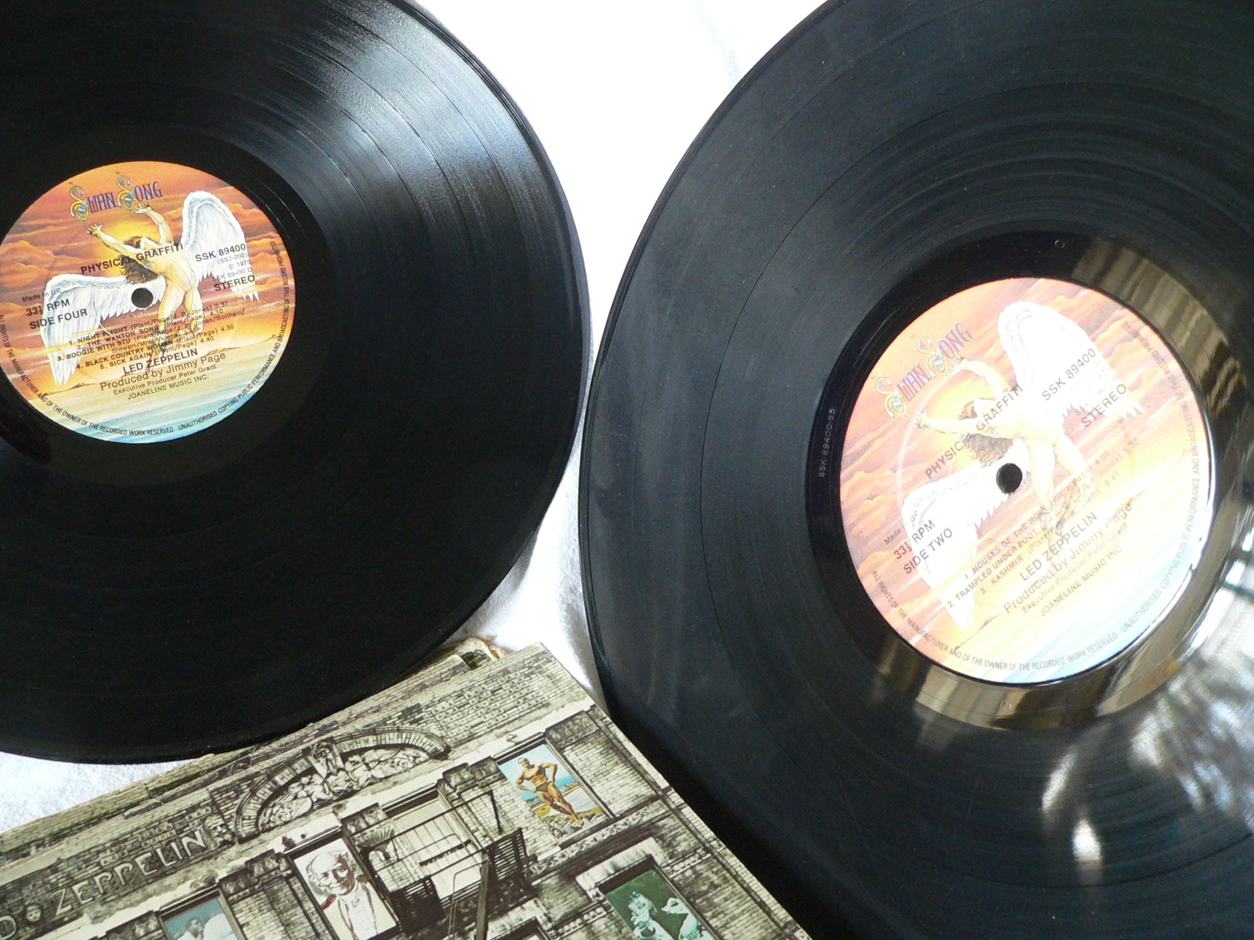 Led Zeppelin Physical Graffiti Swan Song SSK 89400 LP Record Vinyl