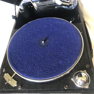 The Columbia No201 Viva Tone Vintage Portable Wind Up Gramophone Grafanola 78 Record Player Antique