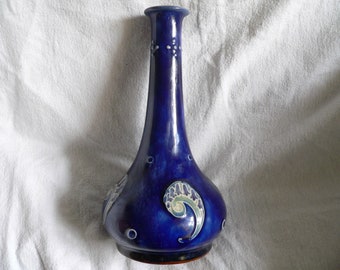 Rare vase Royal Doulton Club en grès émaillé bleu 8317 Angleterre