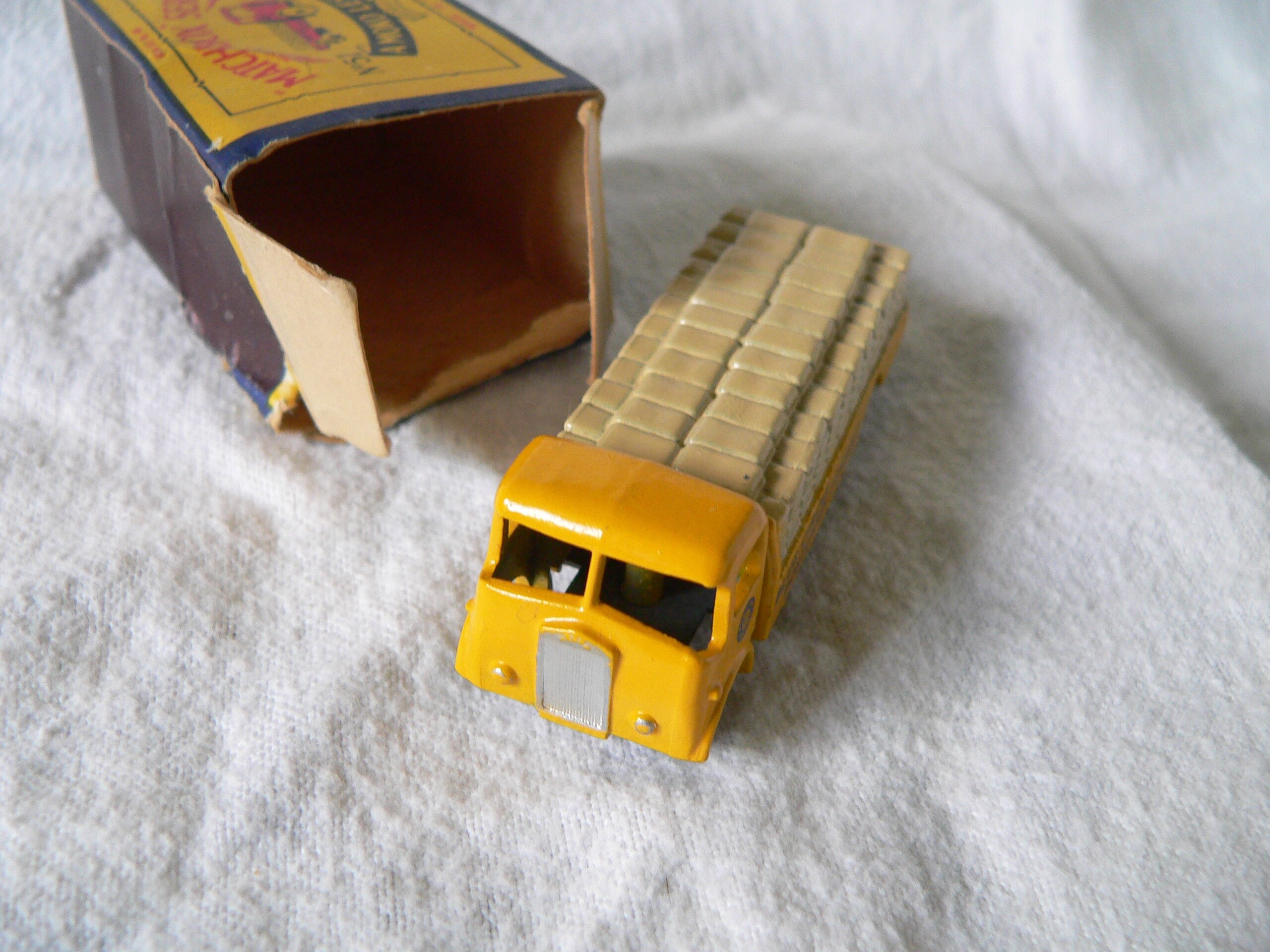 Mint Matchbox No. 51 Albion Chieftain Blue Circle Portland Cement