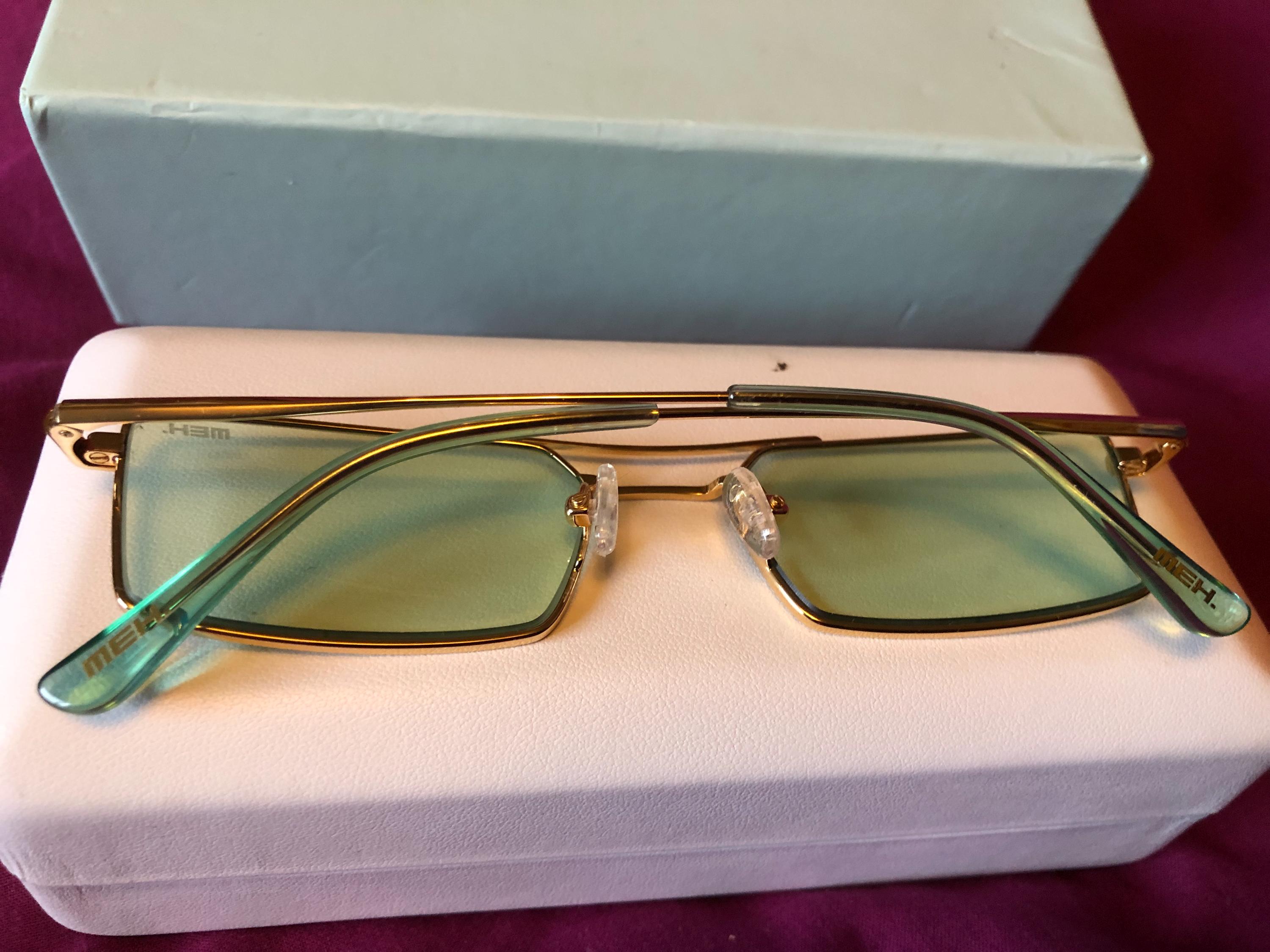 ANNIE MEH Eyeware - Gold/matcha Sunglasses in Green the 