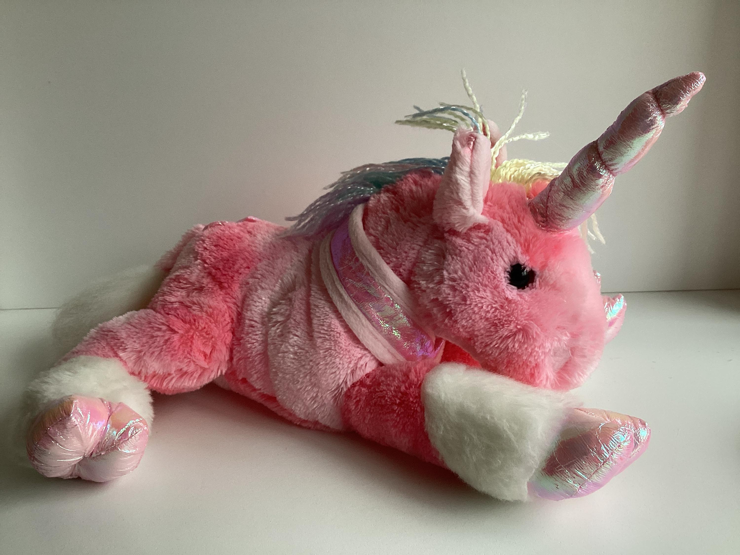 Peluche Licorne Itsy – Rose, Tenue Ballerine, Cheveux Arc-en-Ciel, Aimant Main – Cadeau Fille 4-8 Ans