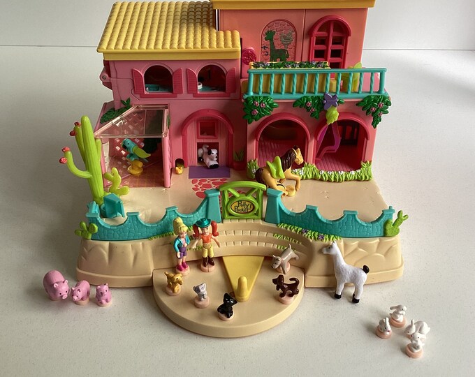 Boîte Polly Pocket MATTEL Petland + 3 animaux maison 2000 15 cm