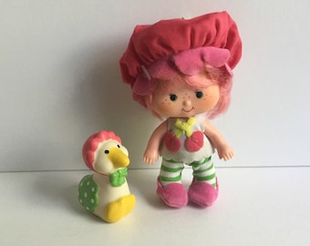 CHERRY CUDDLER w/ Gooseberry Vintage Strawberry Shortcake Doll