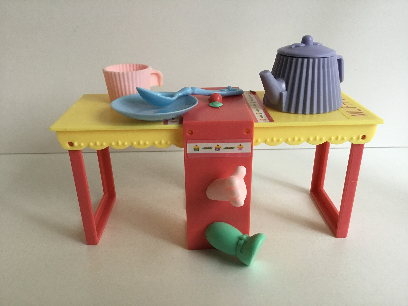 Cherry Merry Muffin 1988 Mattel Playset - Mix 'n Wash - Evier
