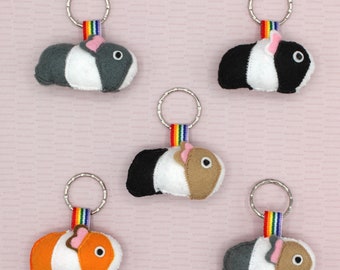 GUINEAPIG FELT KEYRINGS Guineapig Potatoes made with vegan felt and stuffing from recycled plastic bottles