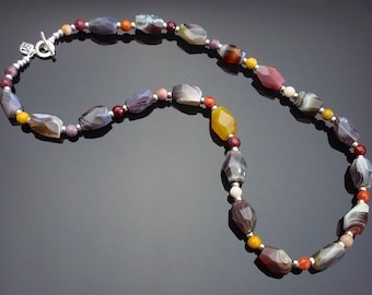 Celebrate Nature in a dramatic necklace of Persian Gulf agate nuggets, Mookaite rounds & sterling silver