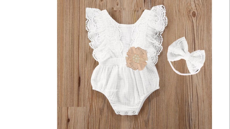 White Lace Romper Baby Girl Blush Sitter Photoshoot Outfit First Birthday Smash Cake Lace Bodysuit Flamingo Boho Chic Spring Peach Cotton