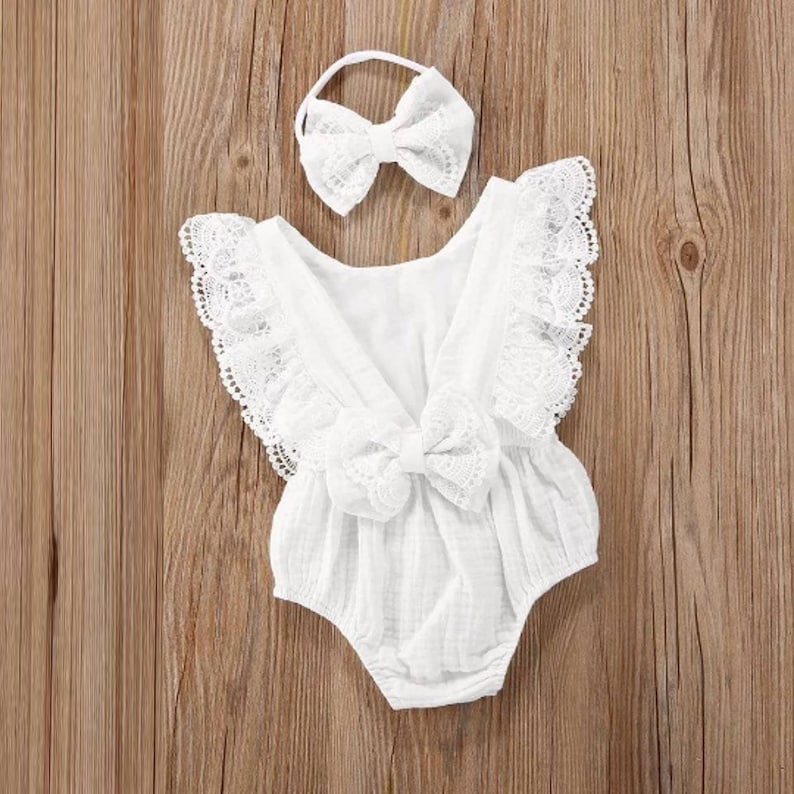 White Lace Romper Baby Girl Blush Sitter Photoshoot Outfit First Birthday Smash Cake Lace Bodysuit Flamingo Boho Chic Spring Peach Cotton