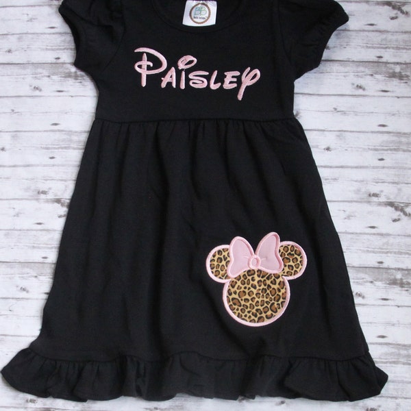 Embroidered Minnie Safari Dress, Monogrammed little girls dress, Personalized Disney dress, Disney Outfit