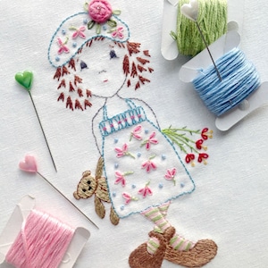 Hand embroidery pattern - &#39;A Pocketful of Posies&#39; - instant PDF download