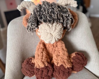 Handmade Chunky Knit Highland Cow Snuggler Stuffed Animal