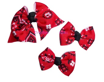 Puppy Dog Bows Set van 3 rode bandana dierenhaar show strikspeldjes of -banden (FB188D)