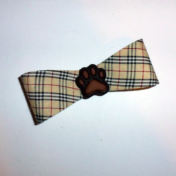Puppy Dog Bows ~ 3D paw print Pawberry plaid bowtie shape pet hair bow barrettes or bands (fb104a)