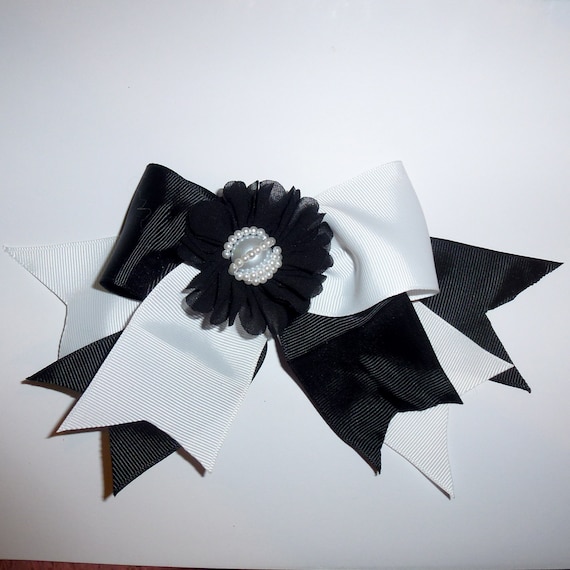 Becky Bows ~ large oversized bow for women black/white 3 layer pointed big bow