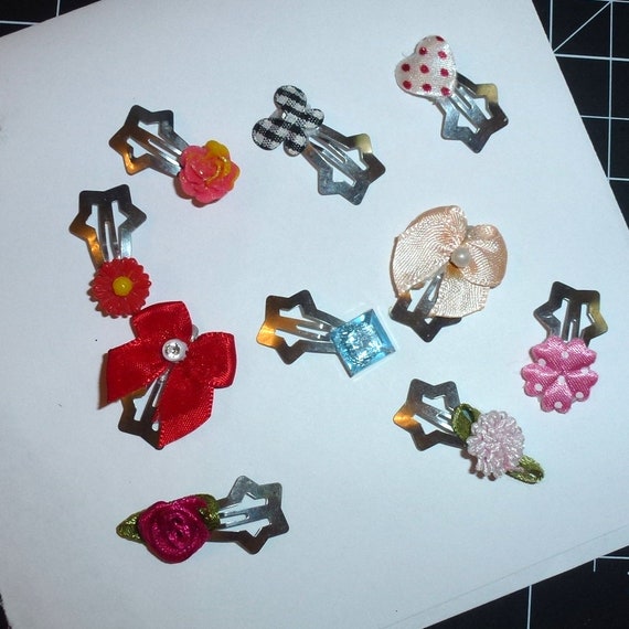 Puppy Bows set of 10 star snap clips with flowers bows hearts (fb4E)