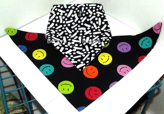 CLEARANCE SALE 50% OFFPuppy Bows~2 over the collar dog pet bandana large happy faces black white ~US Seller
