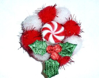 Puppy Dog Bows ~ red white Christmas wreath holly  pet hair  bow barrettes or bands collar slide
