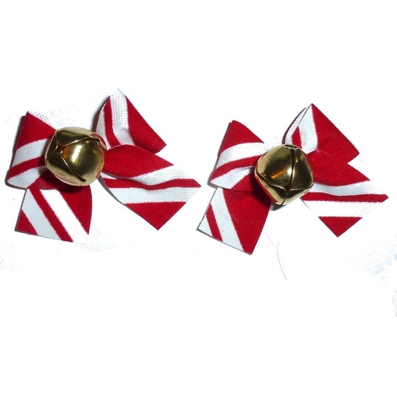 Puppy Bows red white candy stripe jingle bell dog bow pairs  pet hair clip barrette or latex bands (fb4A)