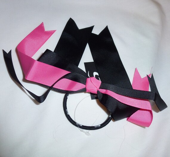Becky Bows ~ Cheerleader sports ponytail pony streamer pink black