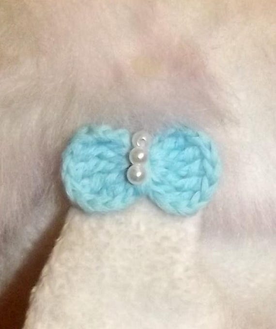 Puppy Bows ~ Tiny hand crochet bowknot latex bands blue, pink, black with pearls pet hair bow (fb46)