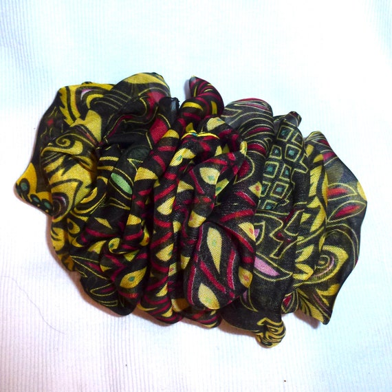 Becky Bows ~ Barrette ribbon Hand crafted over sized BIG hair bow Women or Girls black tribal print