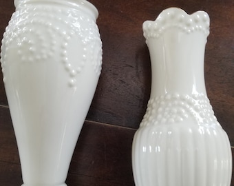 Lenox ivoren vazen: bruiloftsdecor met kleine gouden rand