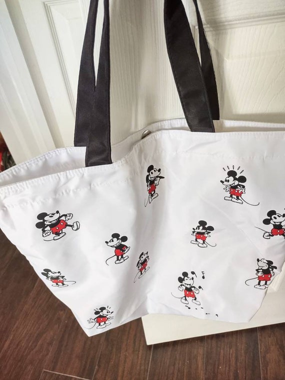 TIJORE Mickey Mouse Handbag for Women (Off White) : : Shoes &  Handbags