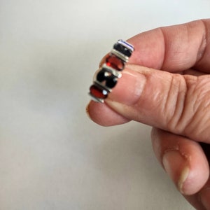 Garnet Ring / Garnet Jewelry / Jet Black Jewelry / Jet Black Ring / Multicolored Ring / Band Ring /Sterling Garnet Ring/  Silver Garnet Ring