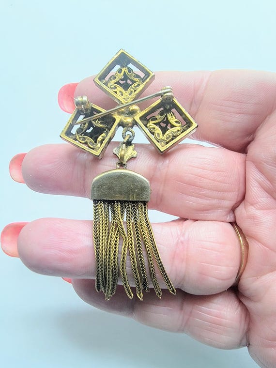 Antique Brooch/ Pin / Dangle Brooch /Pin / Seed Pearl Brooch / Pin / Pearl Brooch / Pin / Antique Jewelry / Unique Brooch / Pin View 3