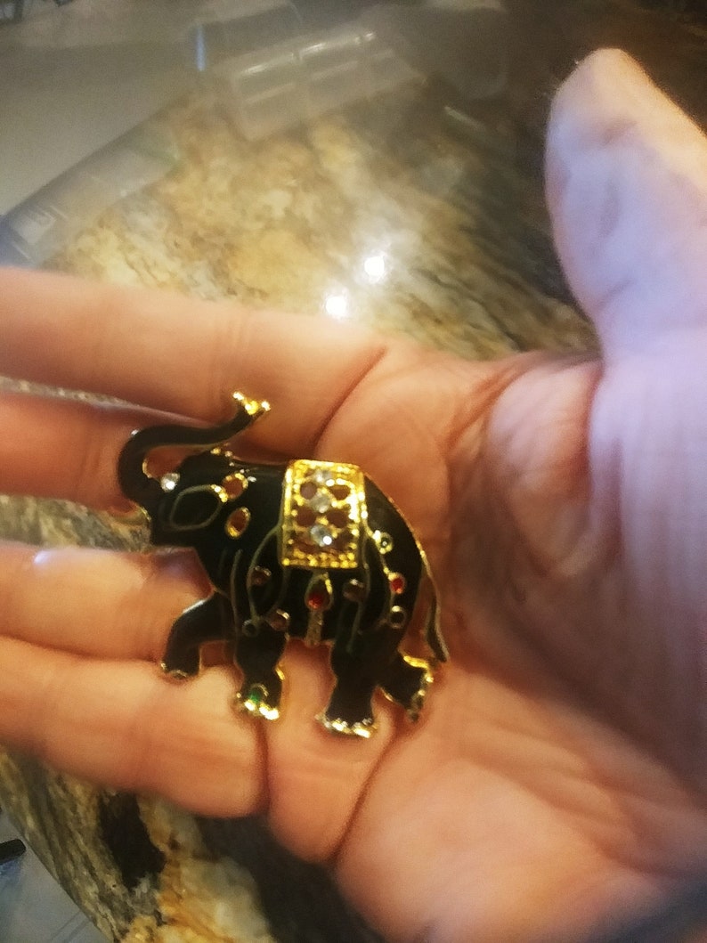 Vintage Elephant Brooch / Pin/ Elephant Jewelry / Black Etsy