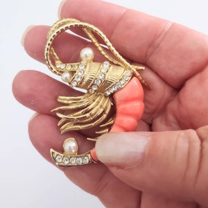 Vintage Hattie Carnegie Brooch / Pin / Hattie Carnegie Jewelry / Designer Jewelry / Shrimp Jewelry / Beach jewelry / Shrimp Jewelry /